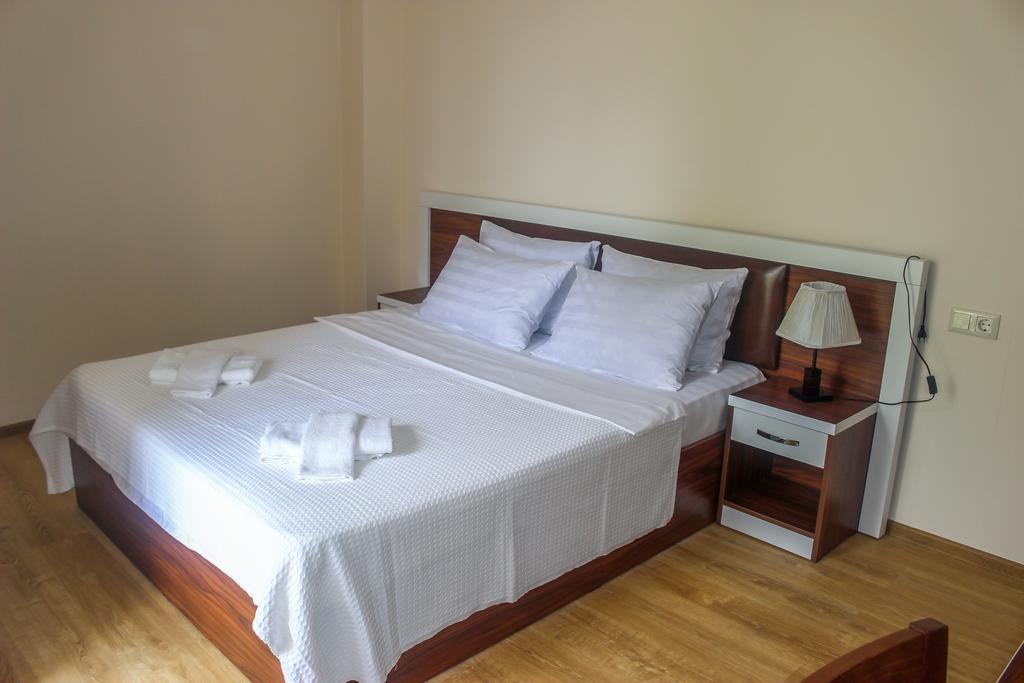 Golden Fleece Hotel Ureki Εξωτερικό φωτογραφία