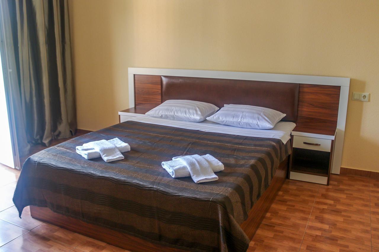 Golden Fleece Hotel Ureki Εξωτερικό φωτογραφία
